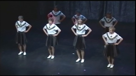 golden-steppers-show-5678-